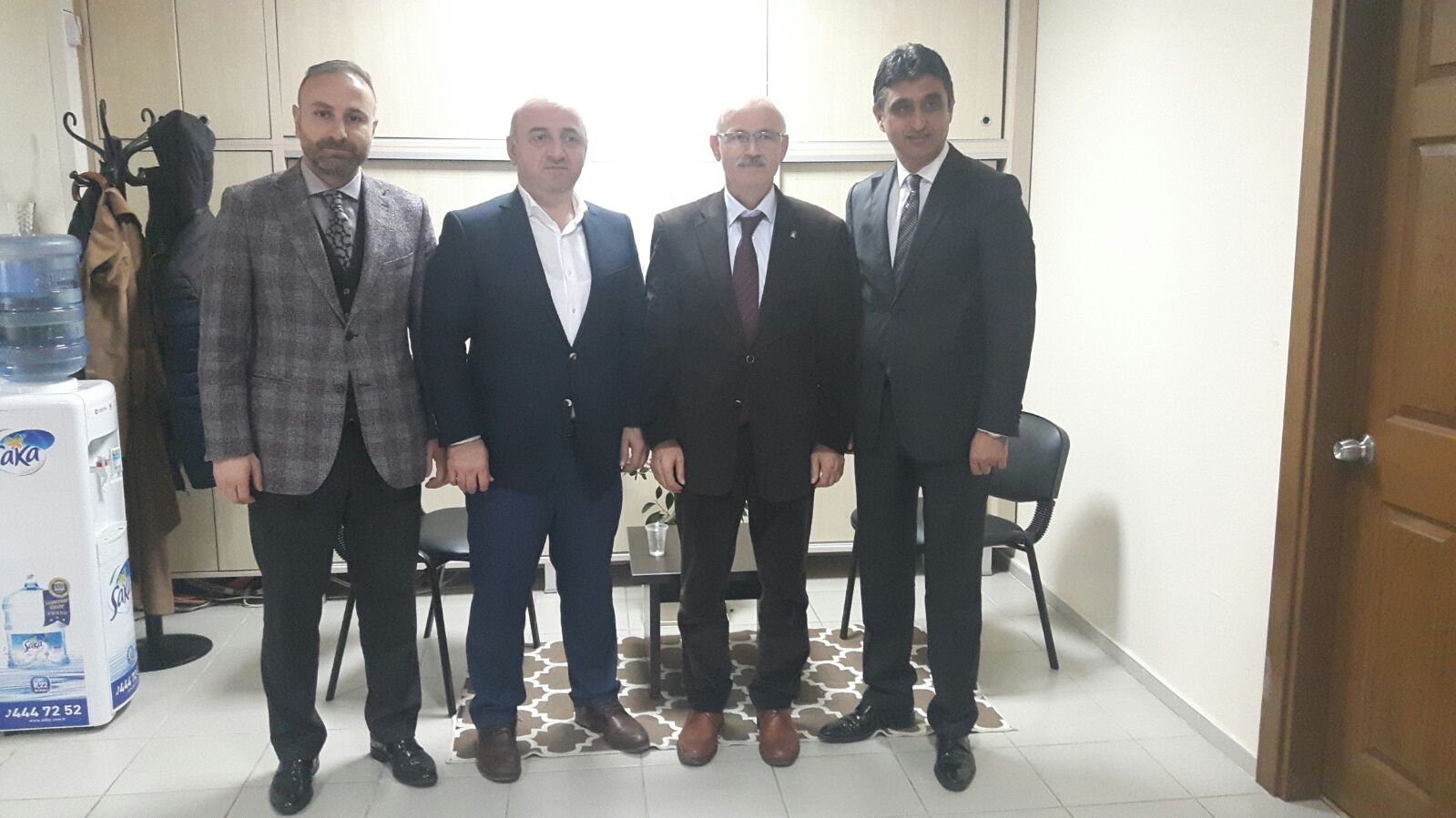 AK Parti Gebze'de İrfan Ayar Dilovası'nda Osman Akbulut değişiyor