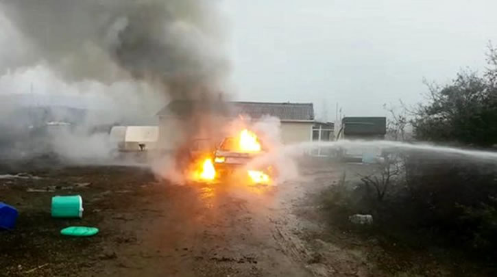 Gebze'de LPG'li otomobil yandı!