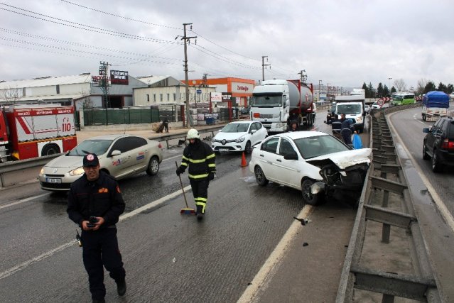 İzmit'te kaza 1 yaralı