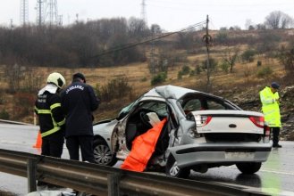 Kandıra'da feci kaza 1 ölü 1 yaralı!